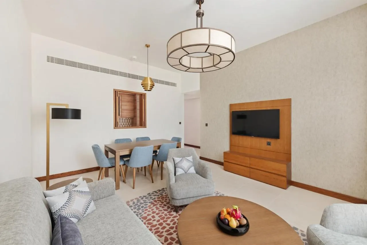 Aparthotel Staybridge Suites Dubai Al-Maktoum Airport By Ihg